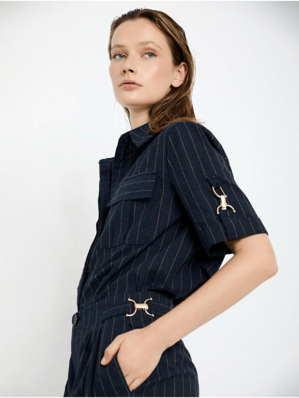 Camisa SKATIE detalle hebilla
