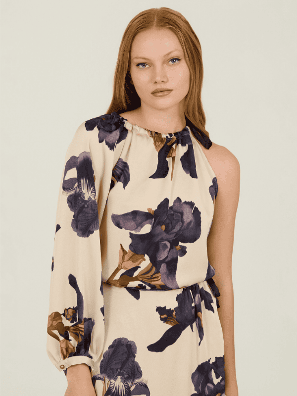 Blusa MEISIE asimétrica