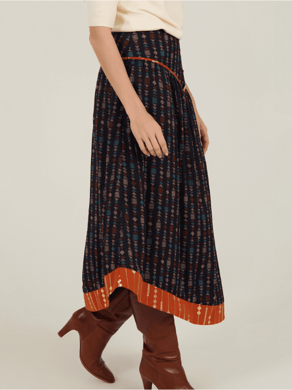 Falda MESIE larga asimétrica